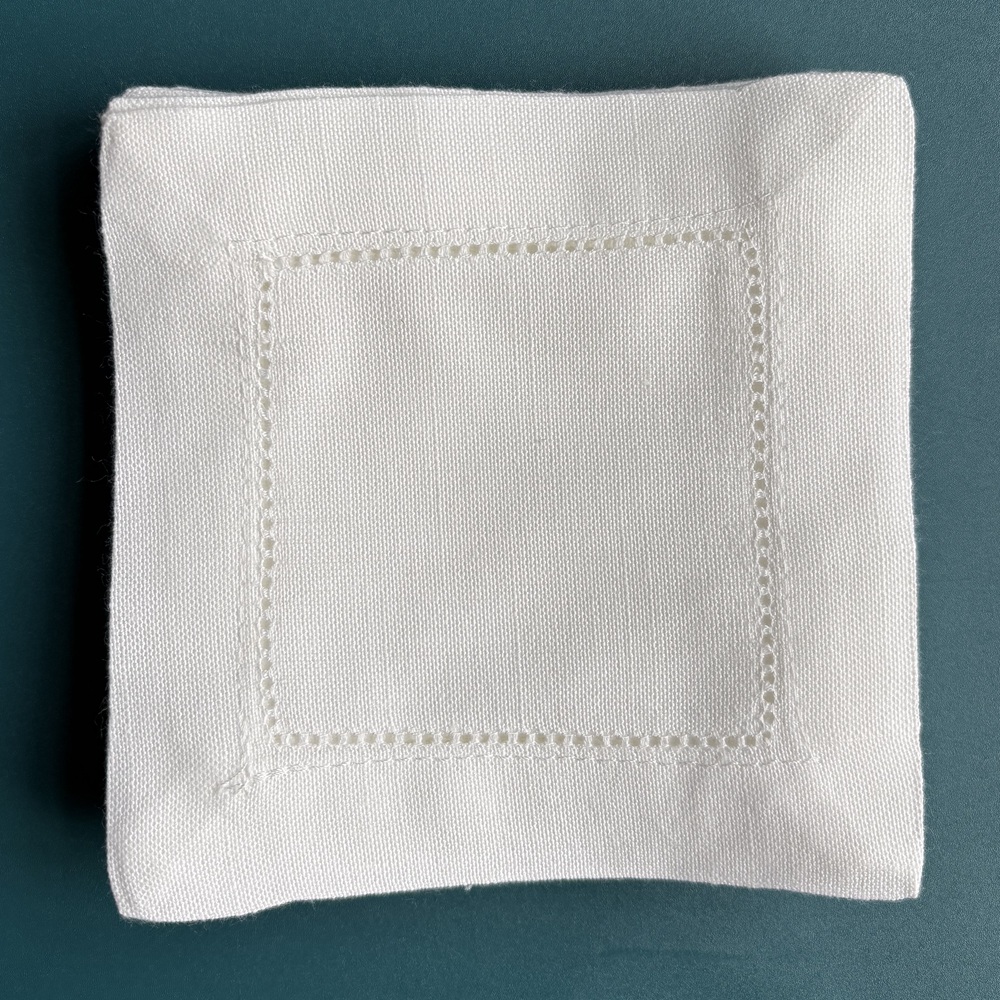 6 قطع من مناديل الكوكتيل ذات ا - مراجعة Monogrammed Handkerchief وسعره